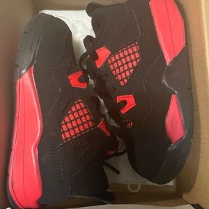 Retro 4 “Red Thunder”